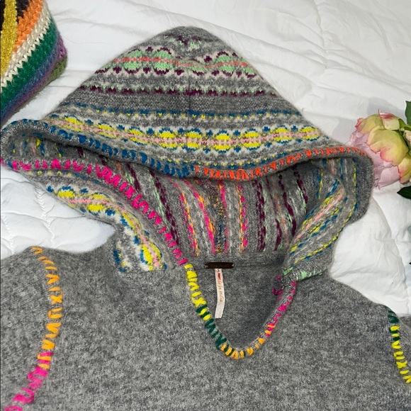 Free People Sweater 🐣🐰with Multicolor Accents - Picture 3 of 10